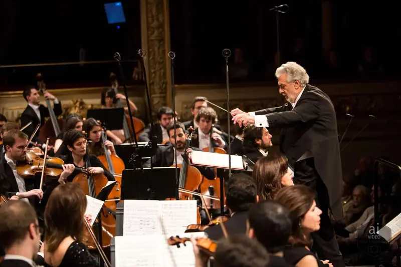 Plácido Domingo dirige le Requiem de Verdi à Donostia