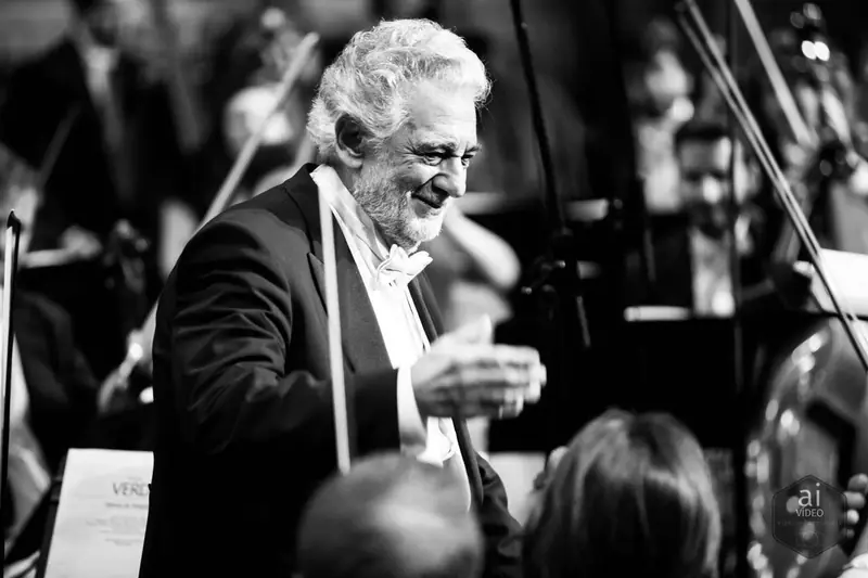 Plácido Domingo dirige le Requiem de Verdi à Donostia