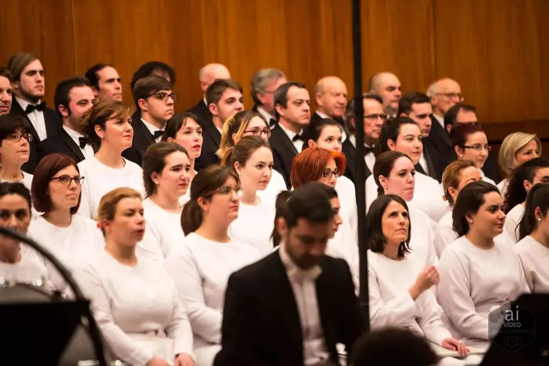 Plácido Domingo dirige le Requiem de Verdi à Donostia
