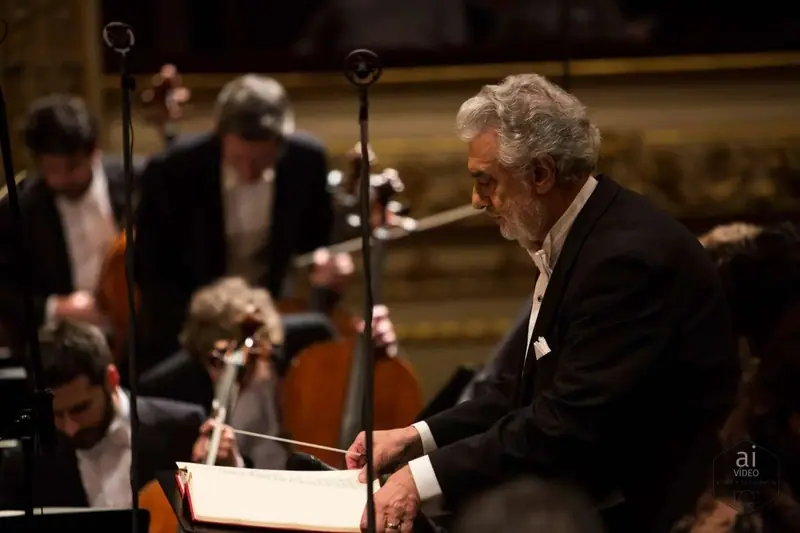 Plácido Domingo dirige le Requiem de Verdi à Donostia