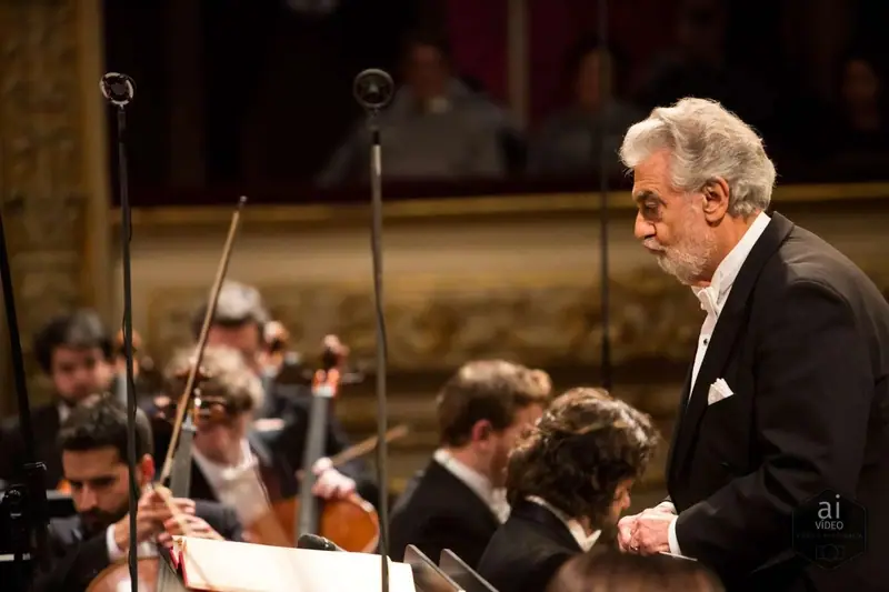 Plácido Domingo dirige le Requiem de Verdi à Donostia