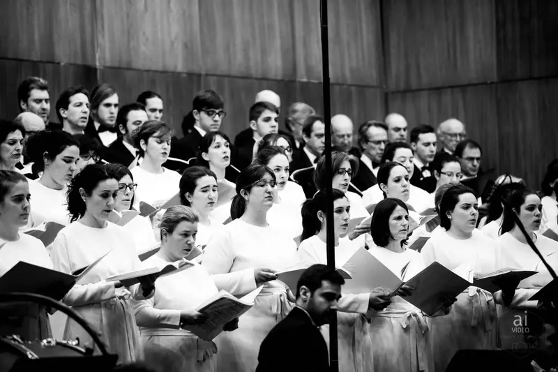 Plácido Domingo dirige le Requiem de Verdi à Donostia
