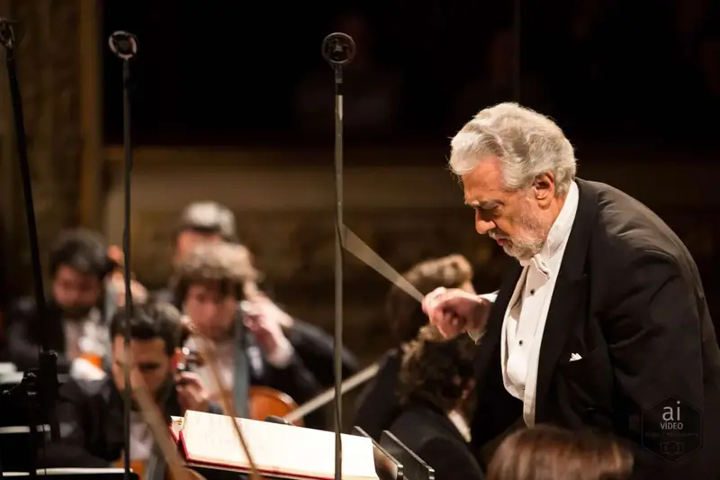 Plácido Domingo dirige le Requiem de Verdi à Donostia