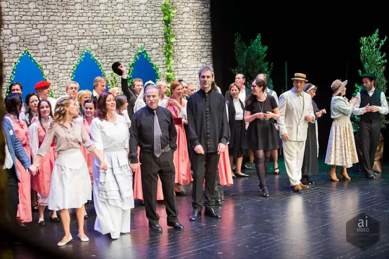 Sor Navarra en hommage à Pepita Embil
