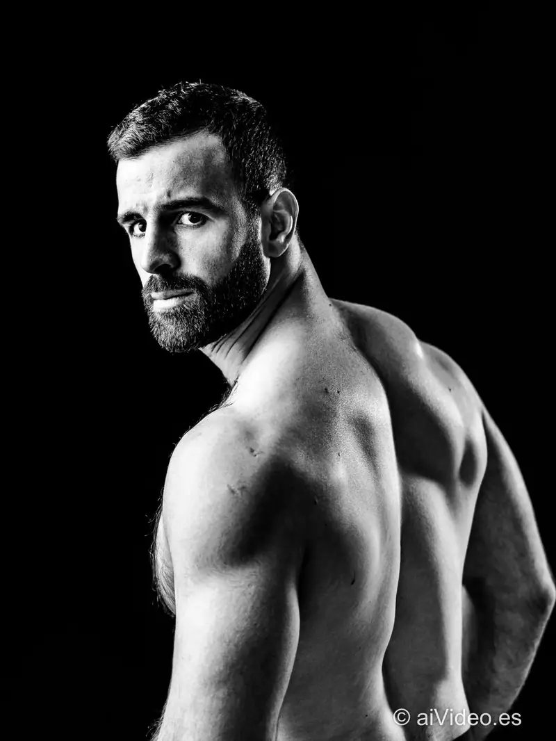José María Mendiola judokaren erretratua zuri-beltzean